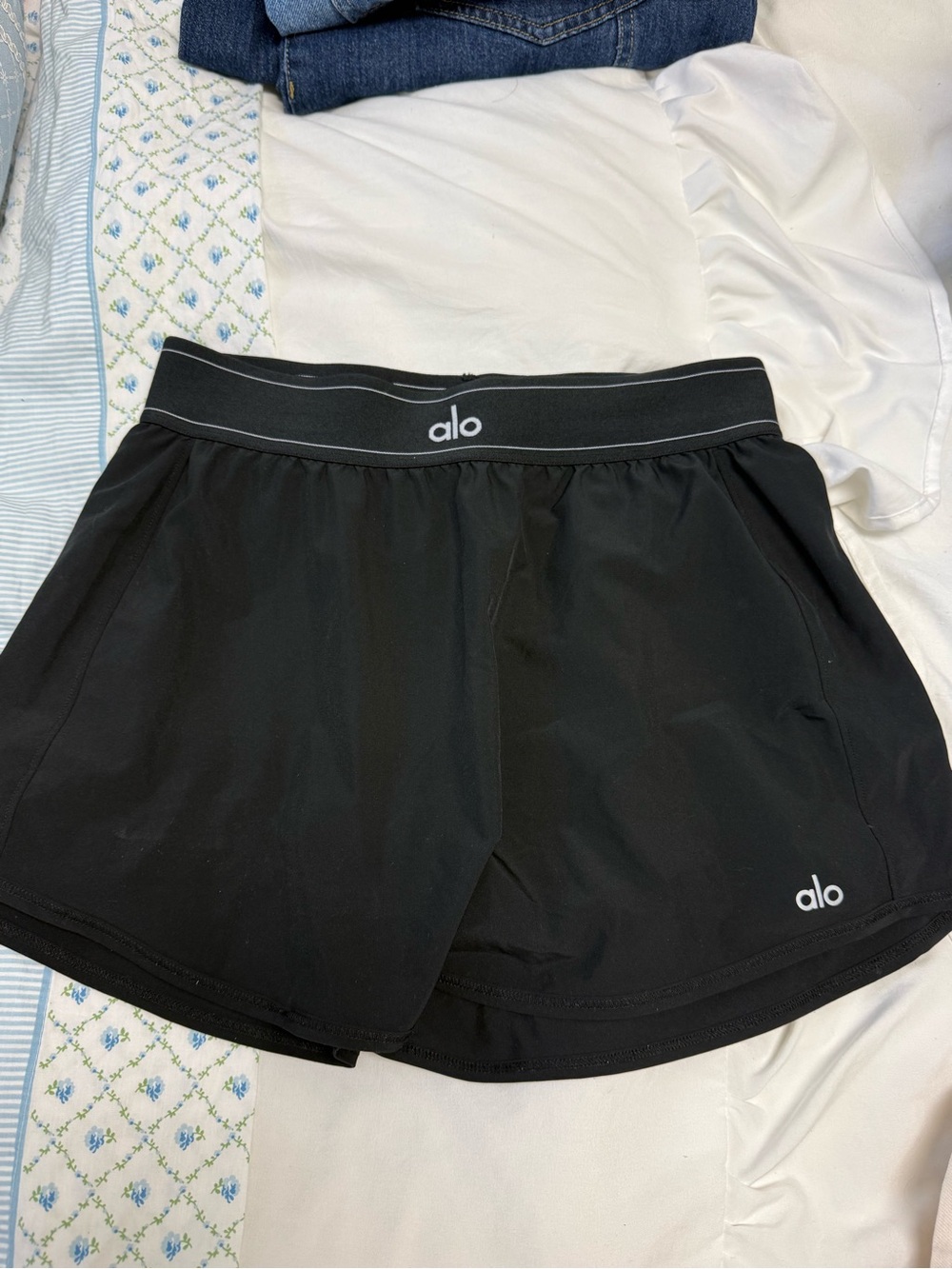 Alo Women's Black Athletic Shorts